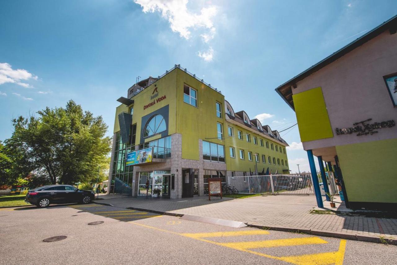 Hotel&Park Divoká Voda Bratislava Exterior foto